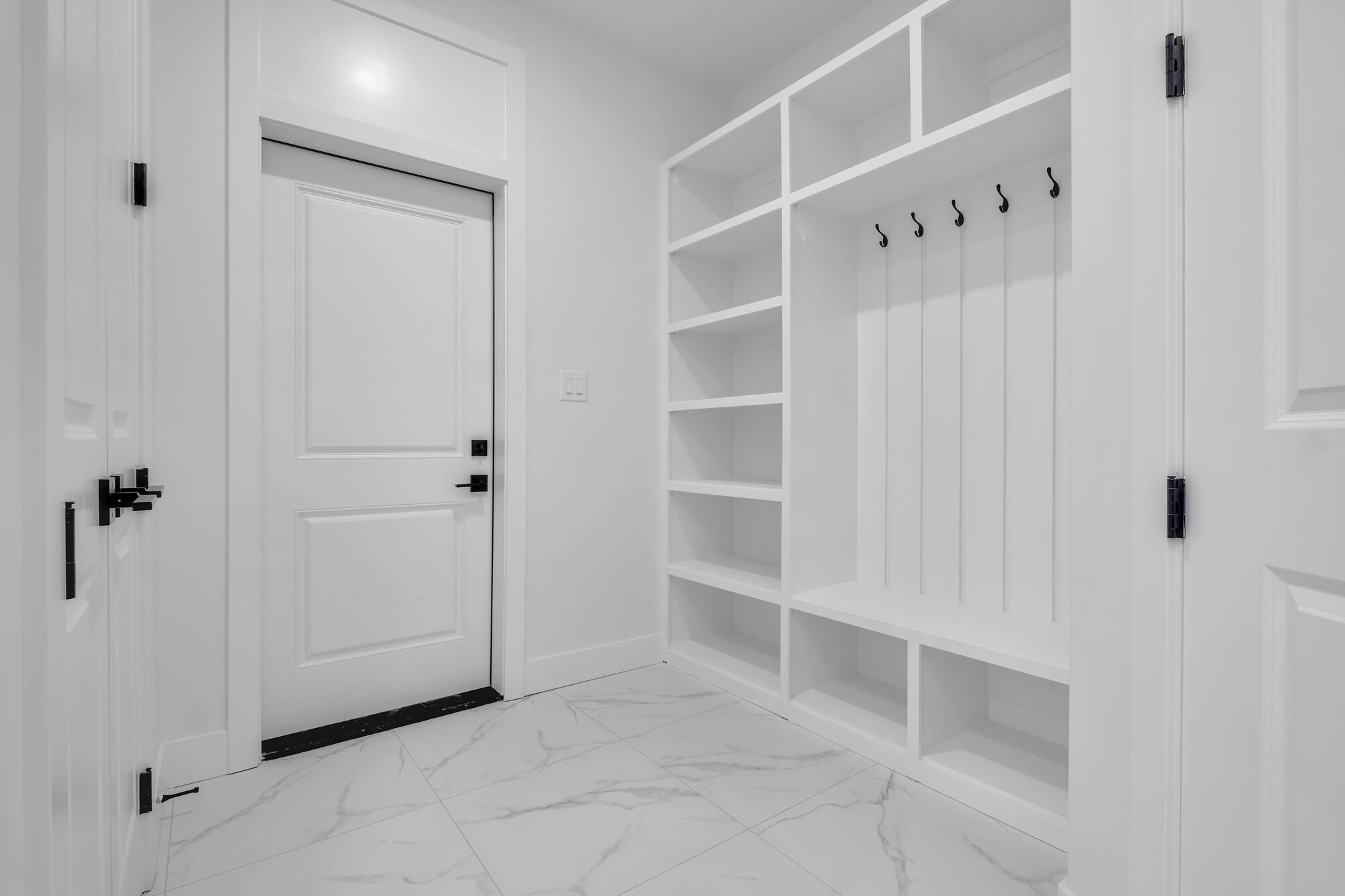 Woodbend Leduc mudroom