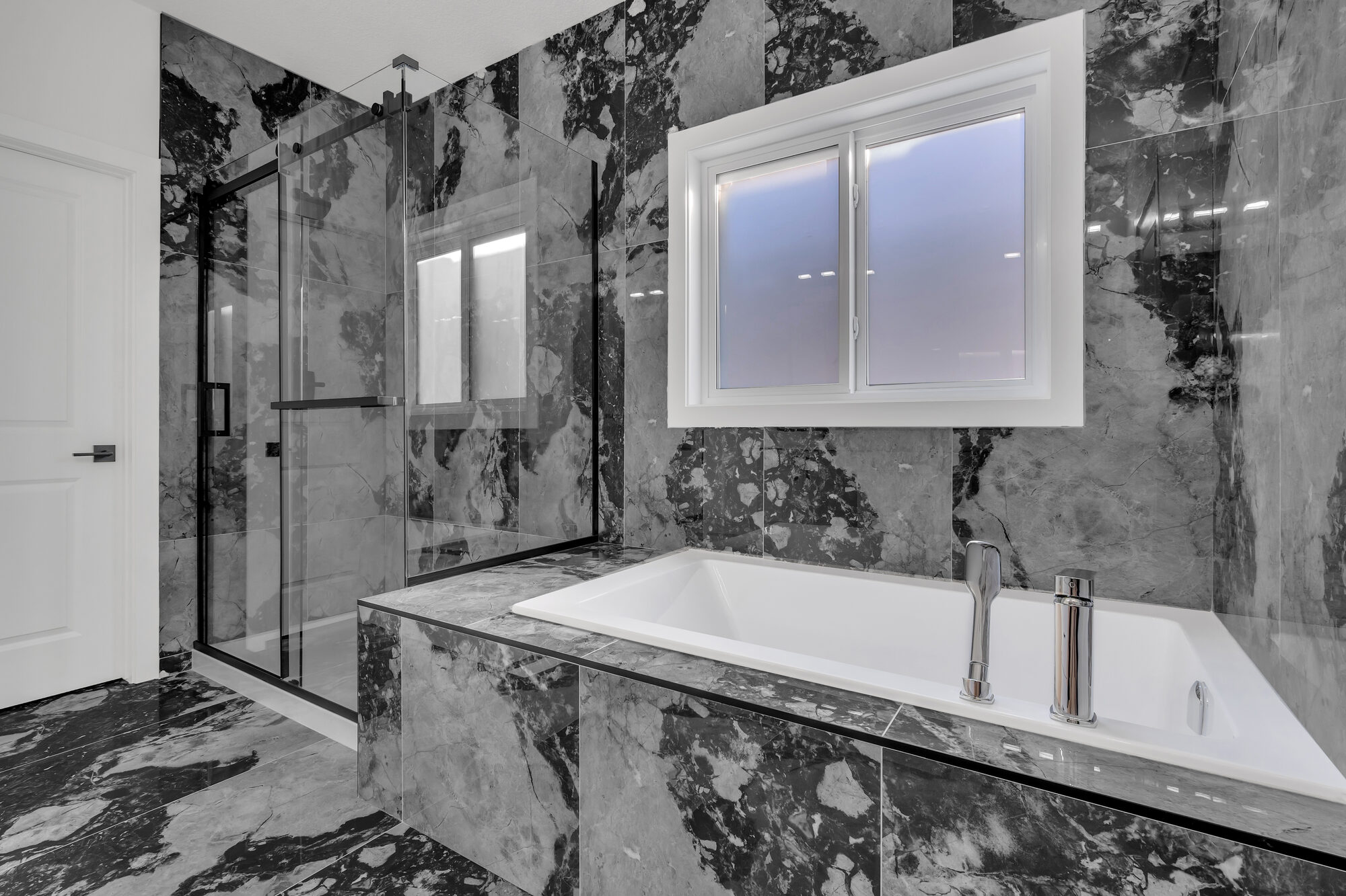 Woodbend Leduc bathtub